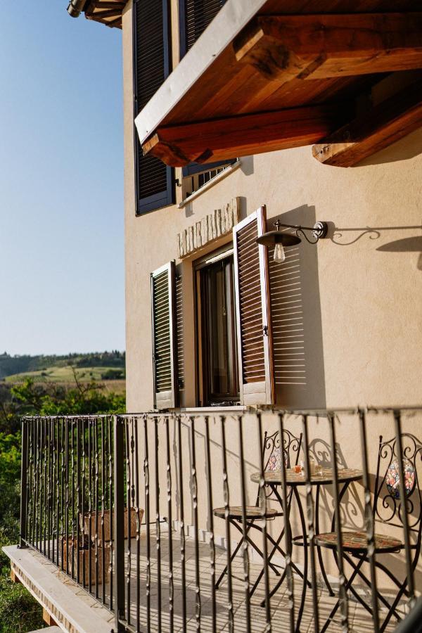 오피다 La Casa Delle Api B&B 외부 사진