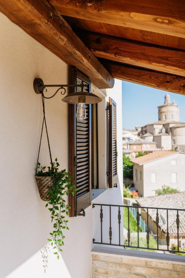 오피다 La Casa Delle Api B&B 외부 사진