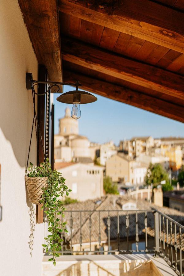 오피다 La Casa Delle Api B&B 외부 사진