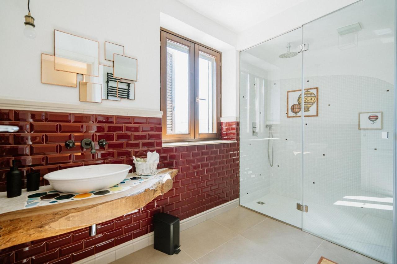 오피다 La Casa Delle Api B&B 외부 사진