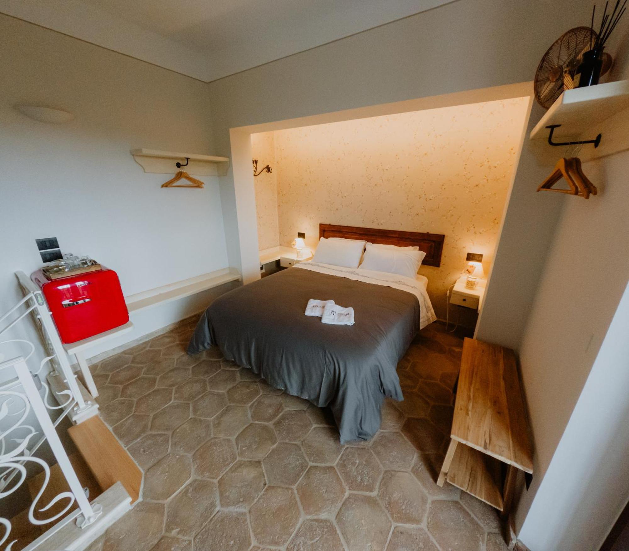 오피다 La Casa Delle Api B&B 외부 사진
