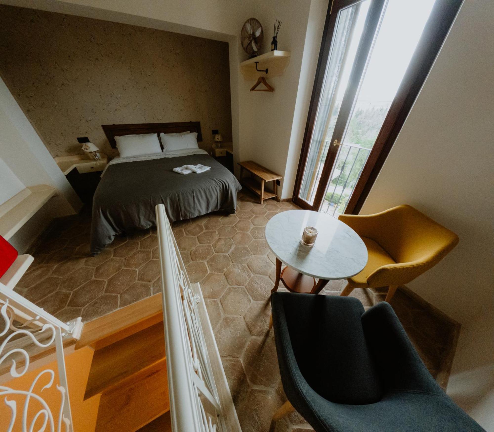오피다 La Casa Delle Api B&B 외부 사진
