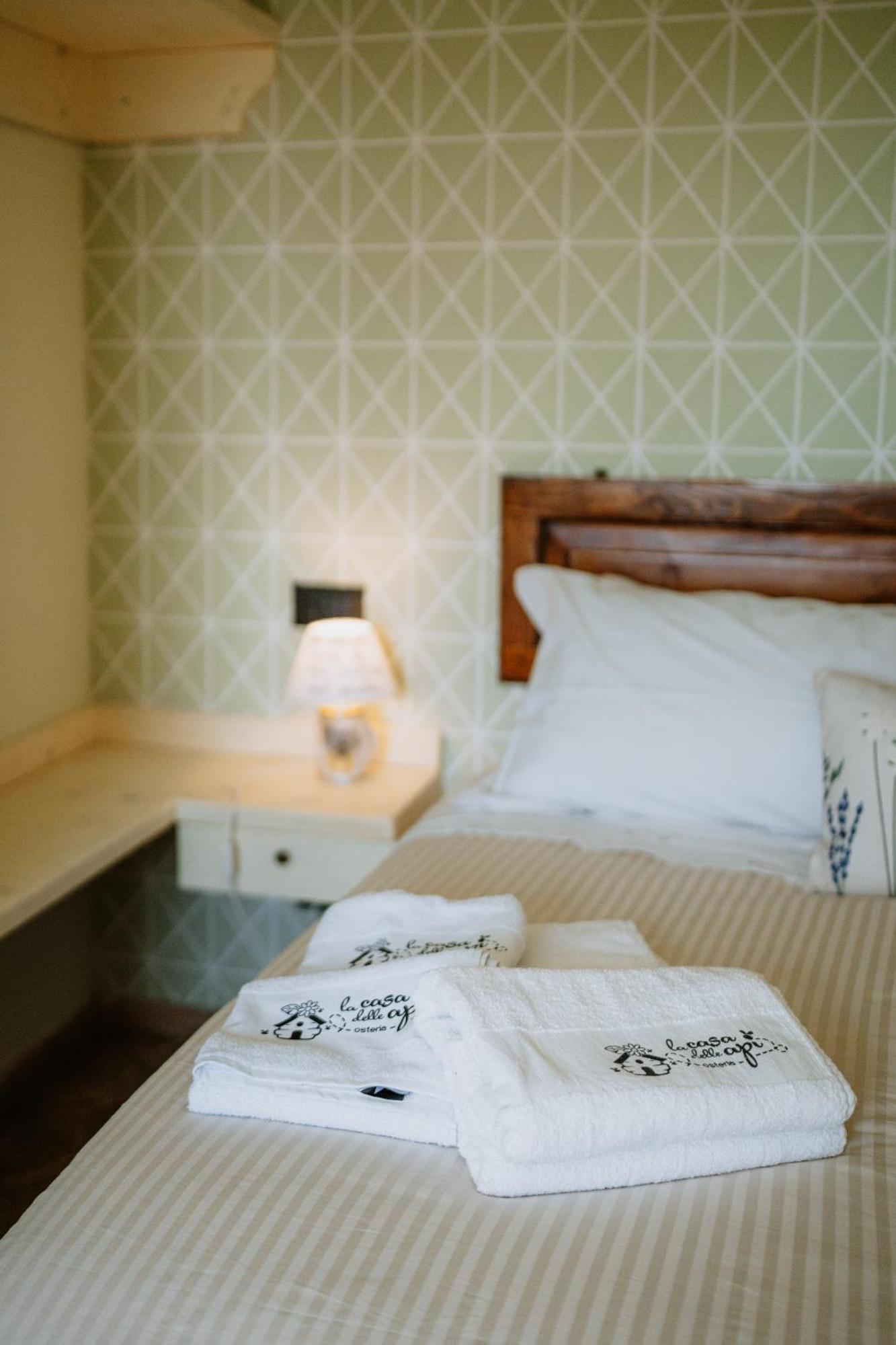 오피다 La Casa Delle Api B&B 외부 사진